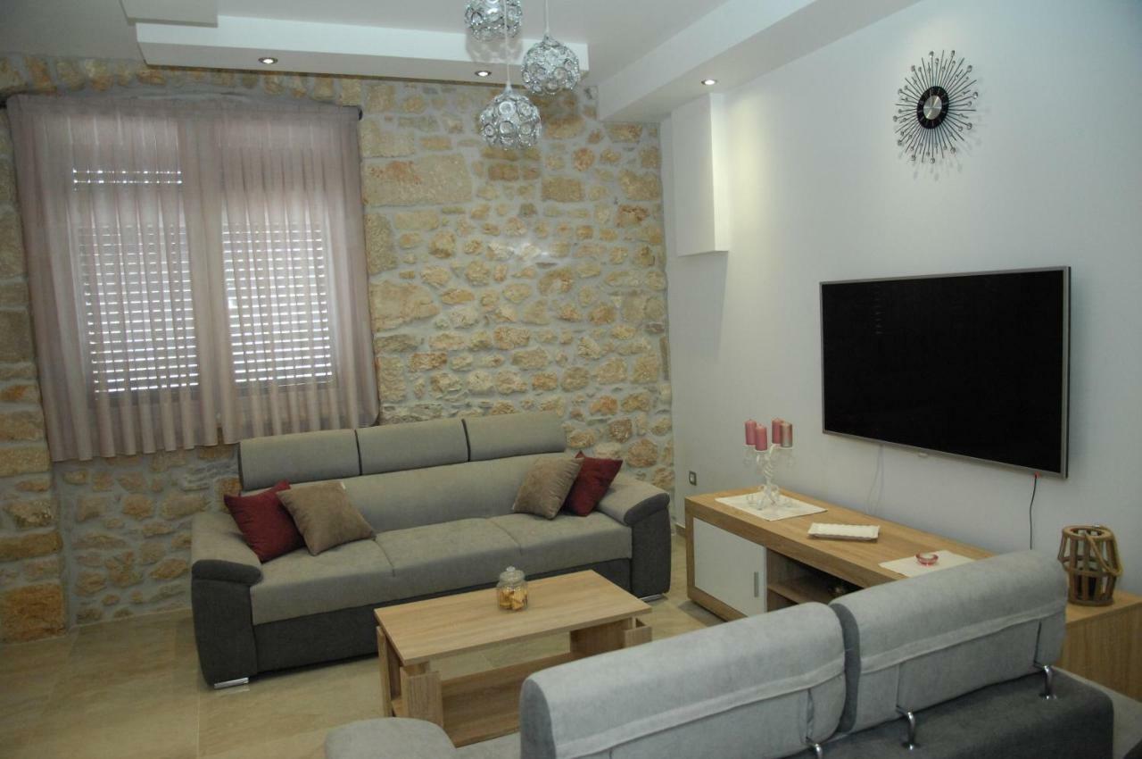 Apartmani Olujic Imotski Εξωτερικό φωτογραφία